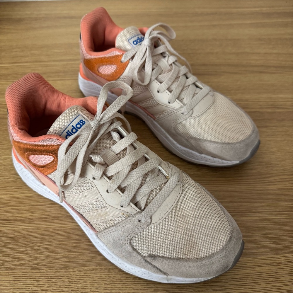 Adidas Cloudfoam Crazy Chaos Peach/Pink and Beige Sneakers Tennis Shoes Size 7.5 - Picture 1 of 8